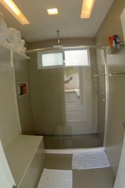 Condomínio Del Lago - Casa Moderna com 4 suítes