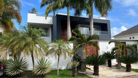 Condomínio Del Lago - Casa Moderna com 4 suítes