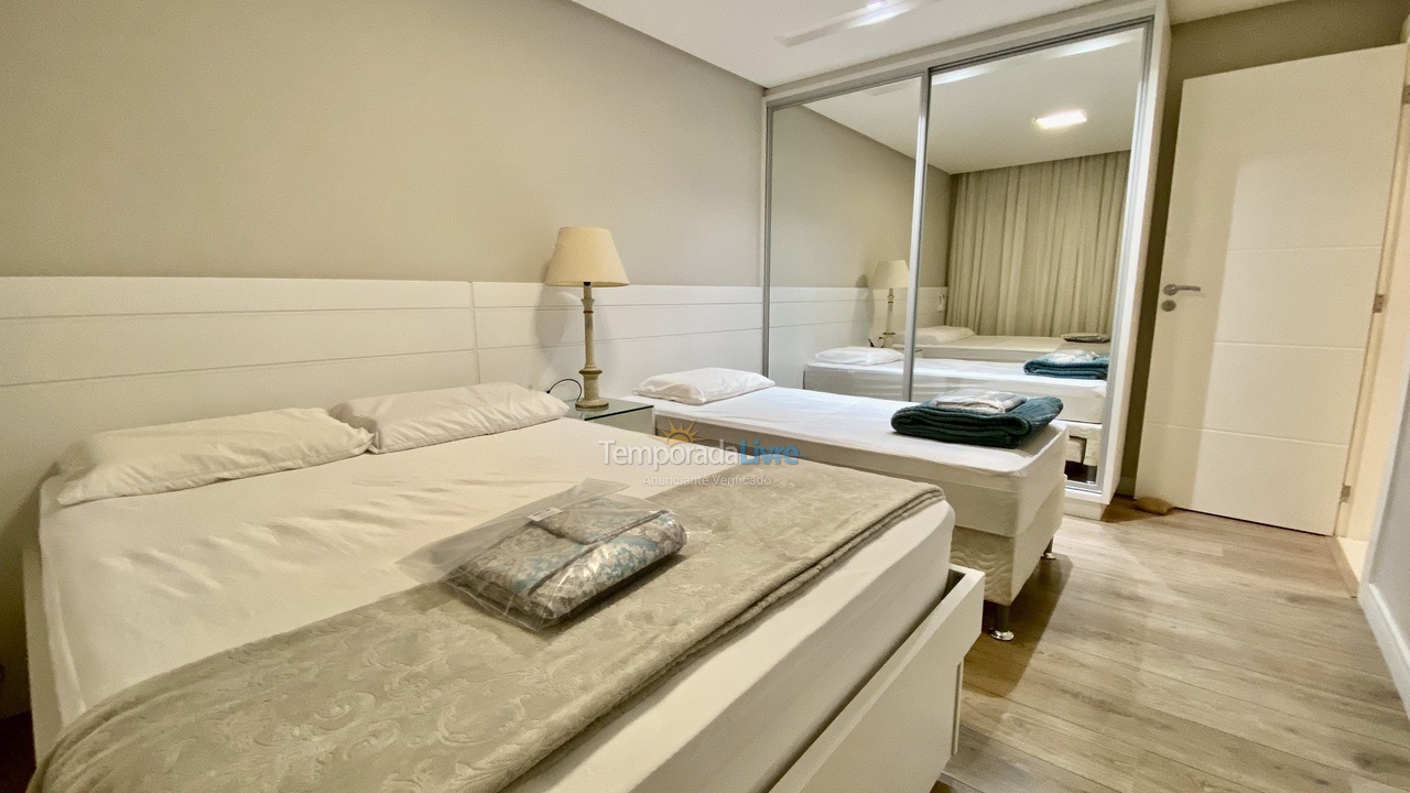 Apartamento para alquiler de vacaciones em Balneário Camboriú (Praia Central)