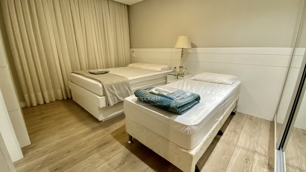 Apartamento para alquiler de vacaciones em Balneário Camboriú (Praia Central)