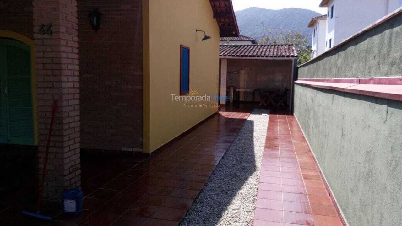 Casa para alquiler de vacaciones em Ubatuba (Lagoinha)