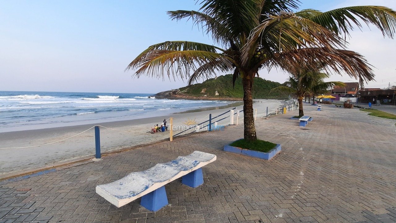 Casa para aluguel de temporada em São Francisco do Sul (Enseada)