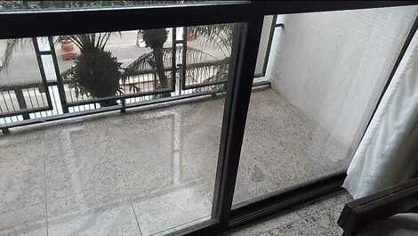 Apartamento en Enseada temporada desde cinco días.