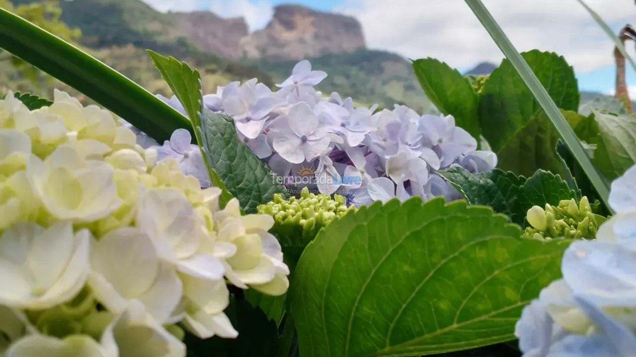 Casa para alquiler de vacaciones em Sao Bento do Sapucai (Paiol Grande Toldi)
