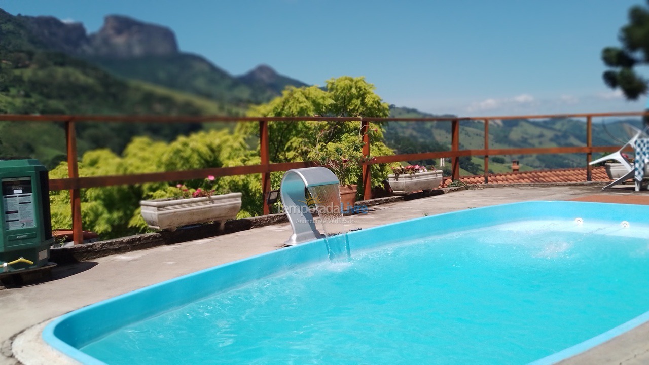 Casa para alquiler de vacaciones em Sao Bento do Sapucai (Paiol Grande Toldi)