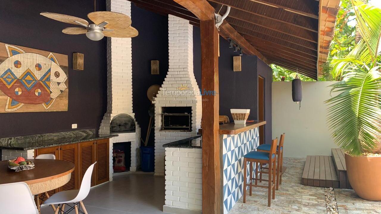 Casa para alquiler de vacaciones em São Sebastião (Praia da Baleia)