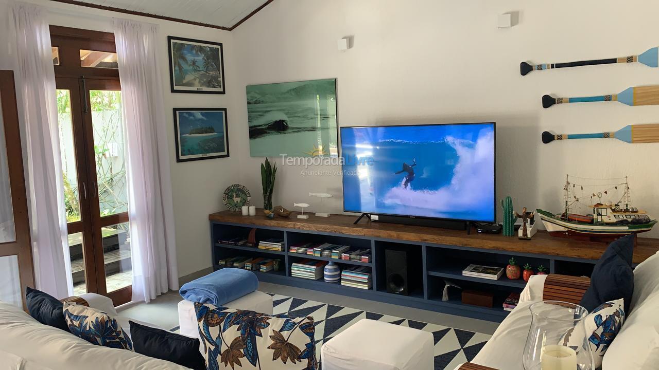 Casa para alquiler de vacaciones em São Sebastião (Praia da Baleia)