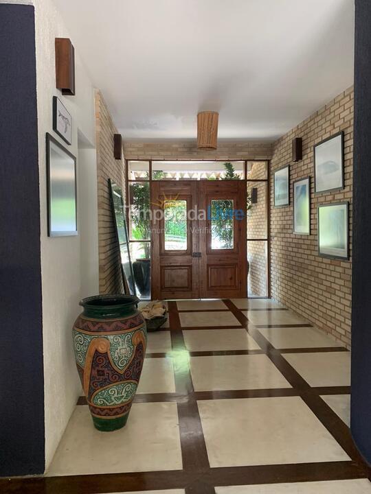 Casa para alquiler de vacaciones em São Sebastião (Praia da Baleia)