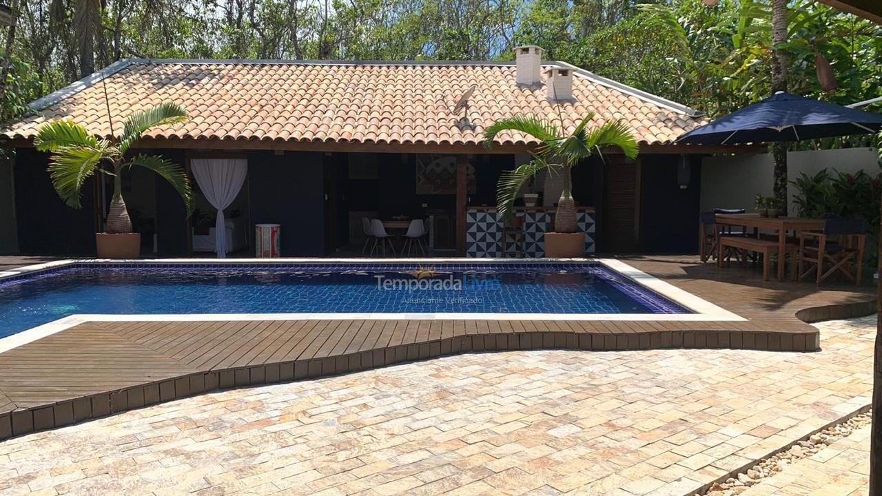 Casa para alquiler de vacaciones em São Sebastião (Praia da Baleia)