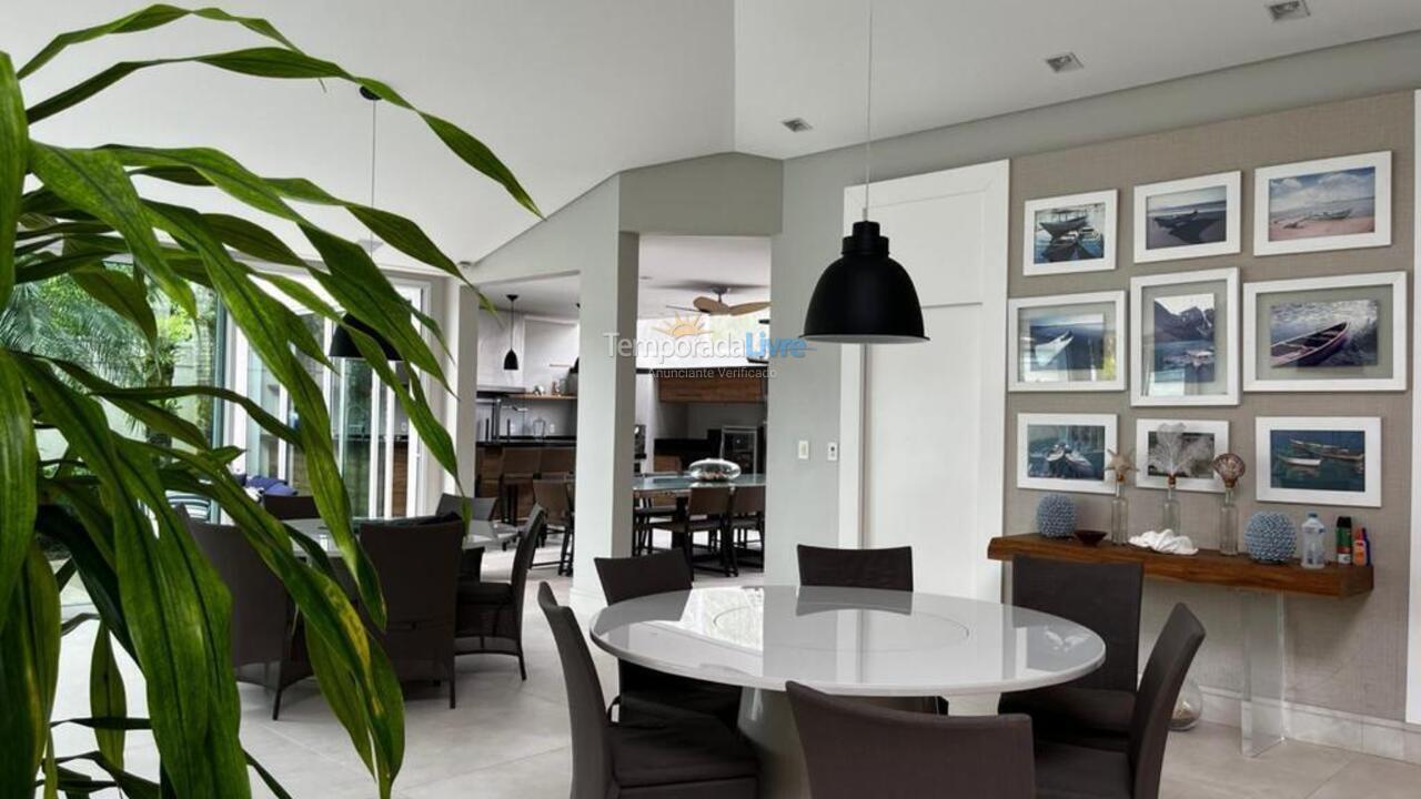 Casa para alquiler de vacaciones em São Sebastião (Maresias)
