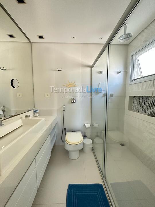 House for vacation rental in São Sebastião (Praia da Baleia)