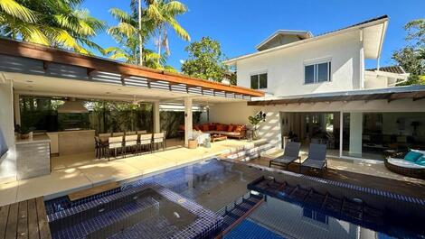 House for rent in São Sebastião - Praia da Baleia