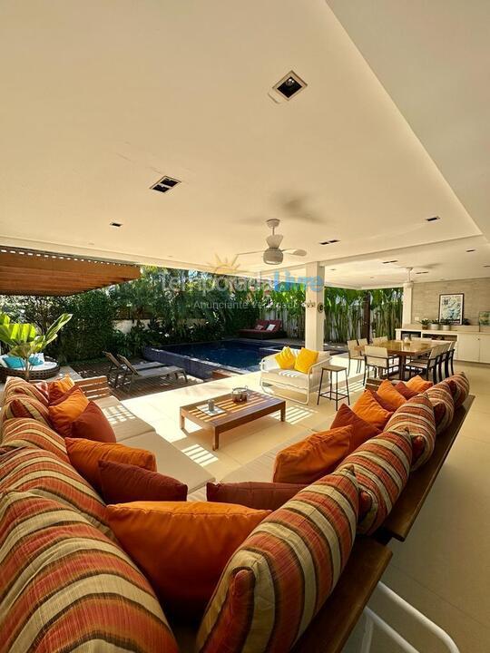 House for vacation rental in São Sebastião (Praia da Baleia)