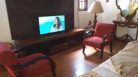 Excelente Casa de praia a 3 quadras da praia