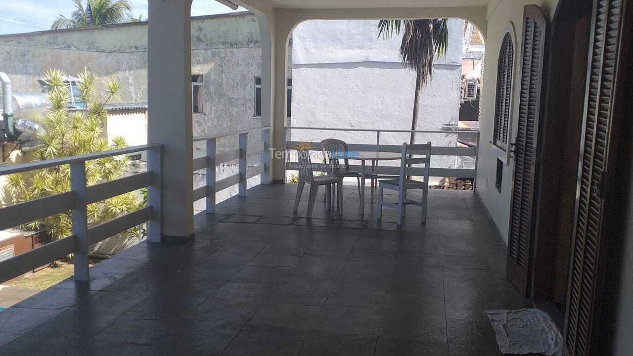 Casa para aluguel de temporada em Cabo Frio (Braga)