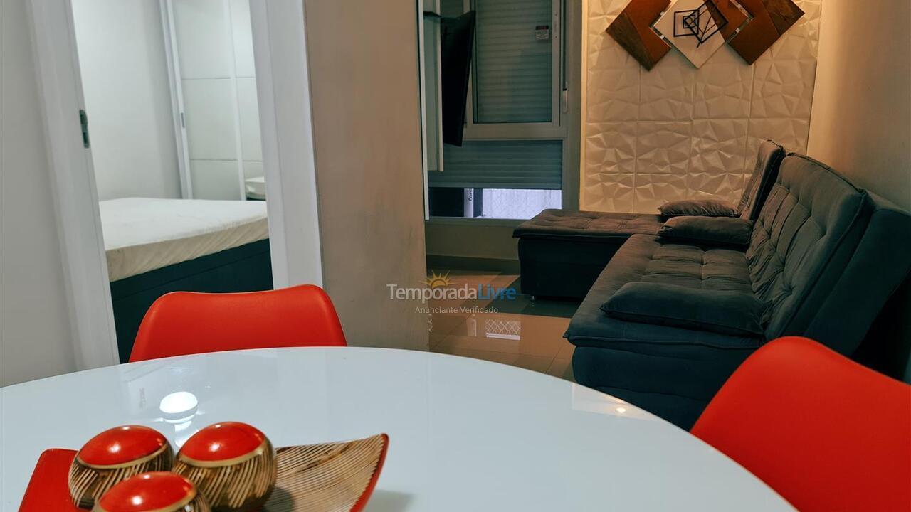 Apartamento para alquiler de vacaciones em Guarujá (Pitangueiras)