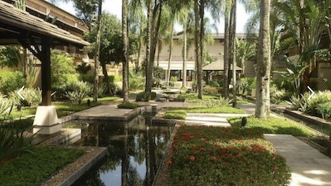 Amplio condominio estilo Bali en Guarujá