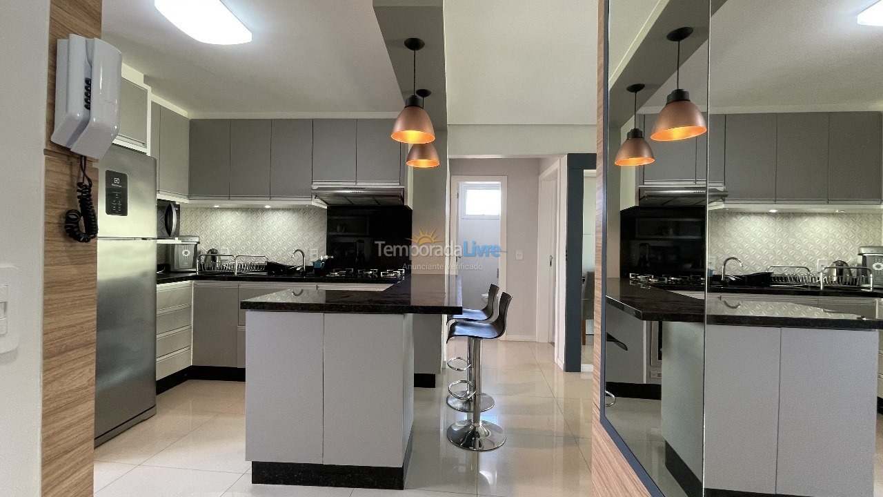 Apartment for vacation rental in Florianopolis (Canasvieiras)