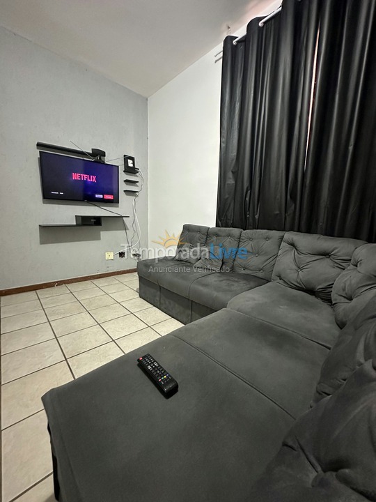 Apartamento para aluguel de temporada em Belo Horizonte (Flavio Marques Lisboa)