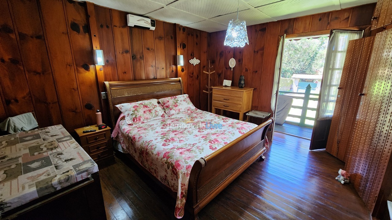 House for vacation rental in Campos do Jordão (Capivari)