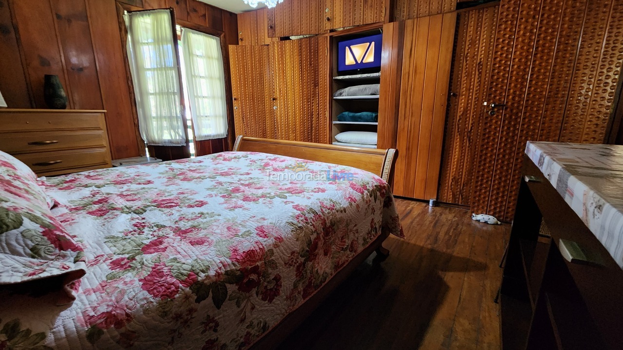 House for vacation rental in Campos do Jordão (Capivari)