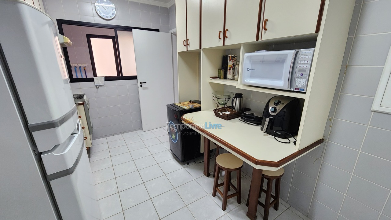 Apartment for vacation rental in Guarujá (Pitangueiras)