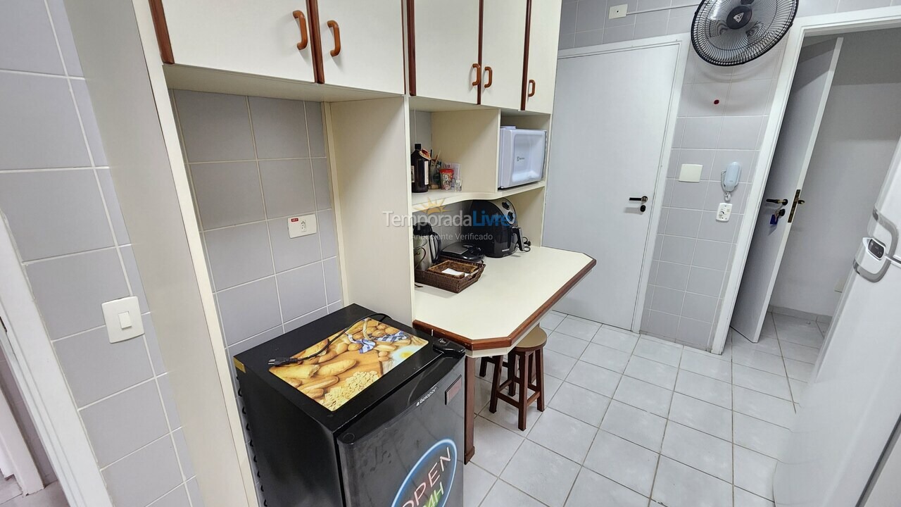 Apartment for vacation rental in Guarujá (Pitangueiras)