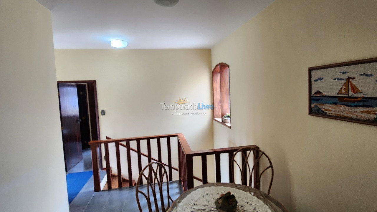 Casa para aluguel de temporada em Ubatuba (Itaguá)
