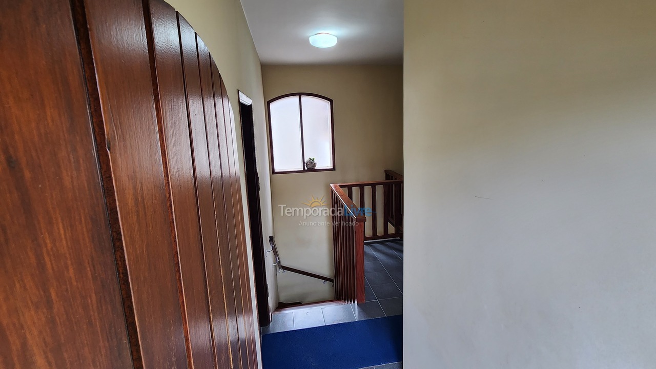 Casa para aluguel de temporada em Ubatuba (Itaguá)