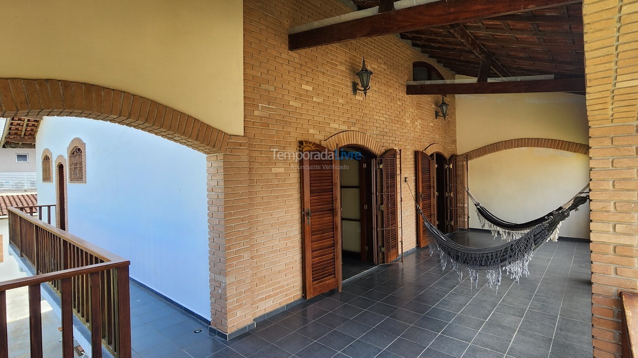 Casa para aluguel de temporada em Ubatuba (Itaguá)