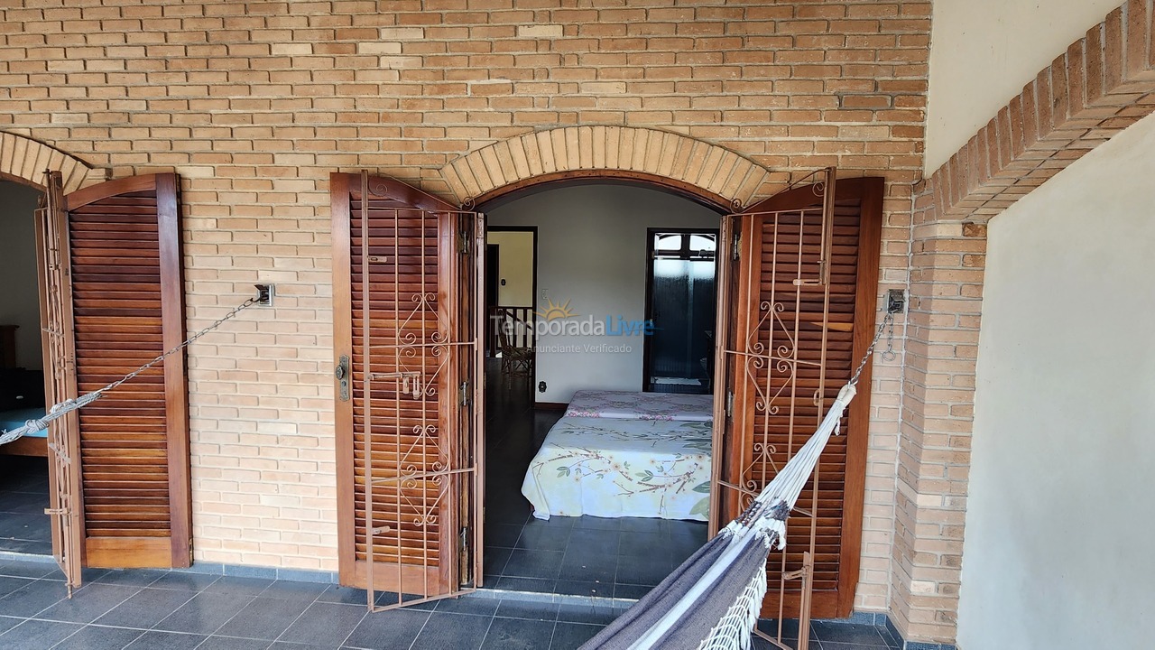 Casa para aluguel de temporada em Ubatuba (Itaguá)