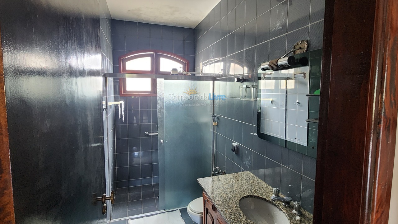 Casa para aluguel de temporada em Ubatuba (Itaguá)