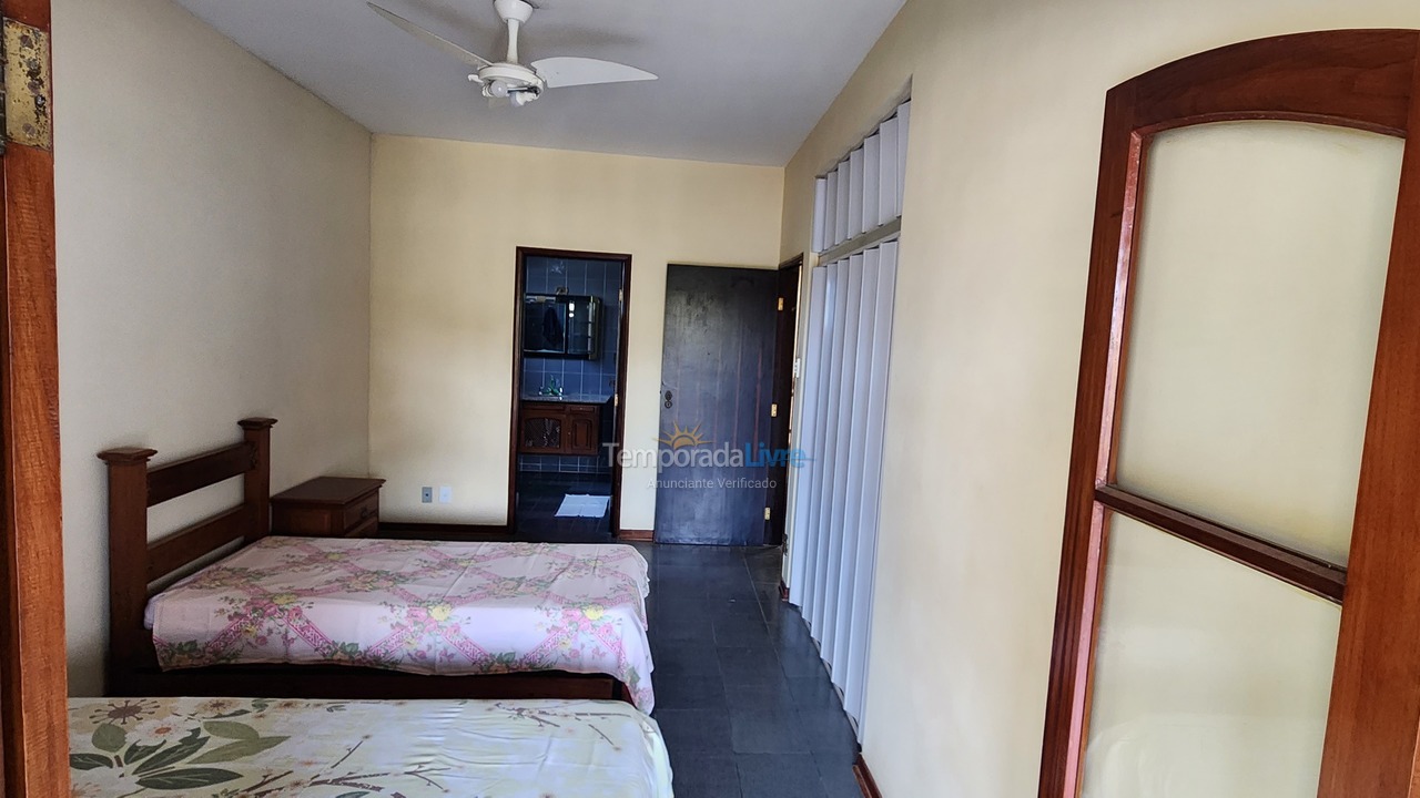 Casa para aluguel de temporada em Ubatuba (Itaguá)