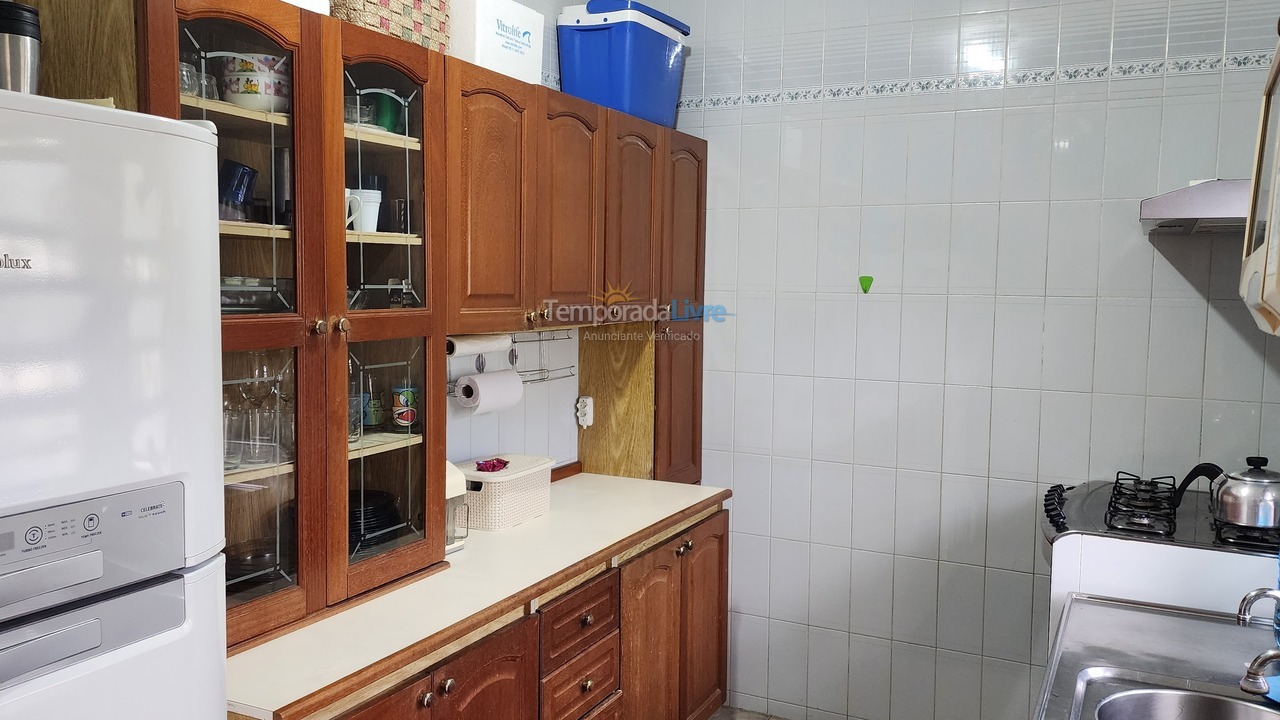 Casa para aluguel de temporada em Ubatuba (Itaguá)