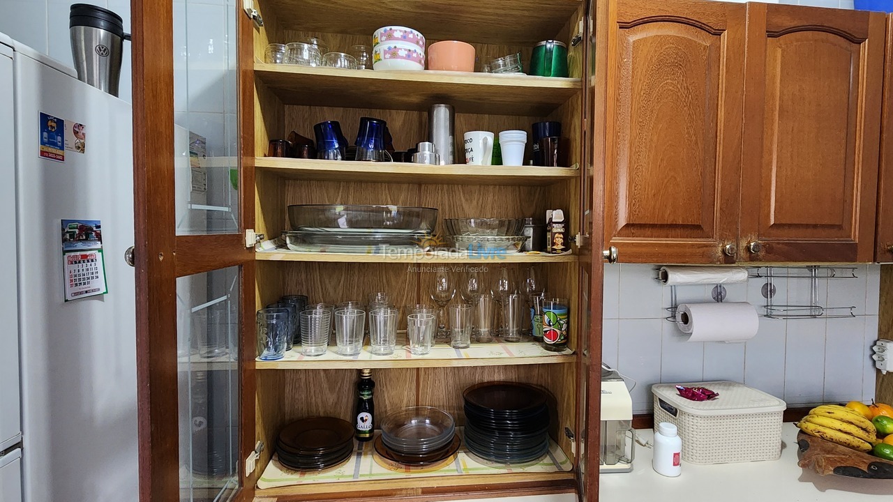 Casa para aluguel de temporada em Ubatuba (Itaguá)