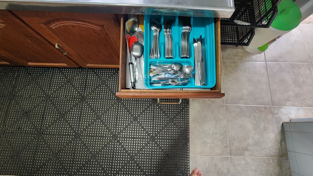 Casa para aluguel de temporada em Ubatuba (Itaguá)