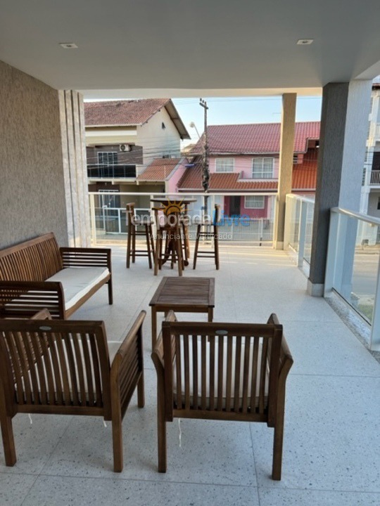 Casa para aluguel de temporada em São Francisco do Sul (Enseada)