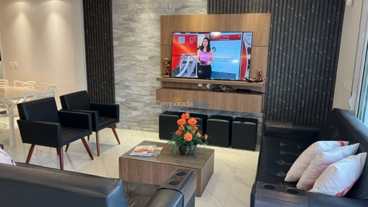 Casa para aluguel de temporada em São Francisco do Sul (Enseada)