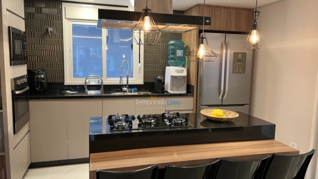 Casa para aluguel de temporada em São Francisco do Sul (Enseada)