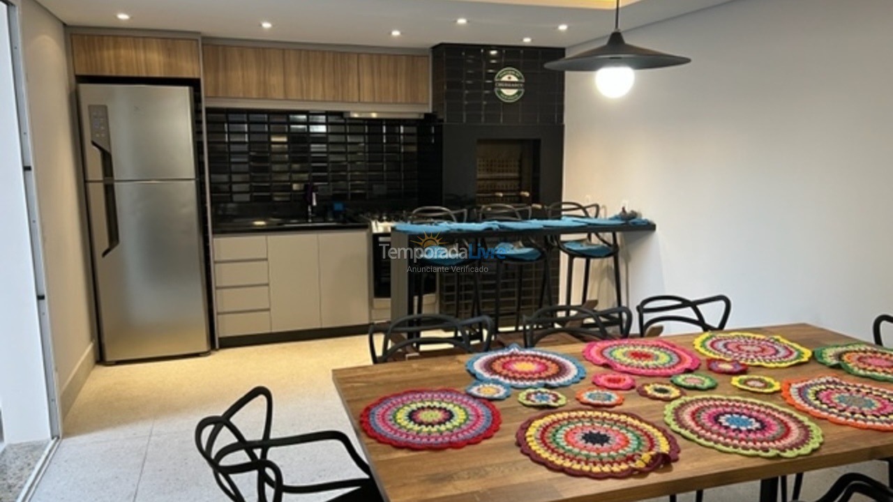 Casa para aluguel de temporada em São Francisco do Sul (Enseada)