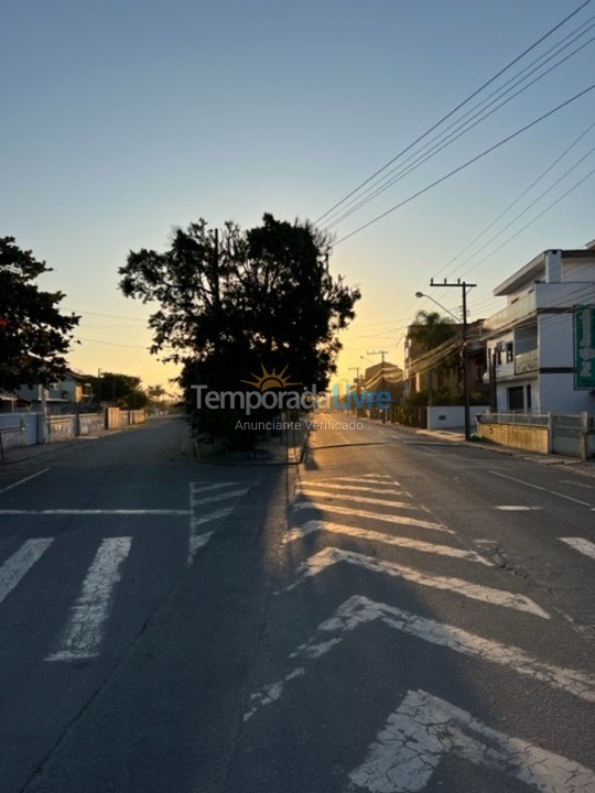 Casa para aluguel de temporada em São Francisco do Sul (Enseada)