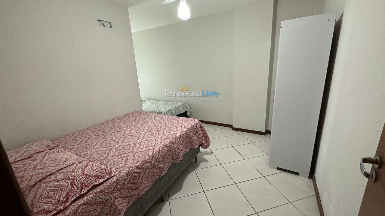 Apartment for vacation rental in Guarapari (Praia do Morro)