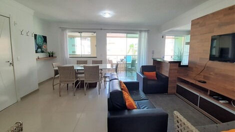 3 QUARTOS EM BOMBAS BOMBINHAS