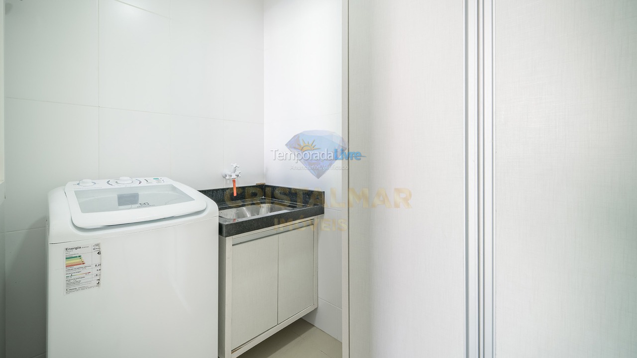 Apartamento para aluguel de temporada em Bombinhas (Praia de Bombas)