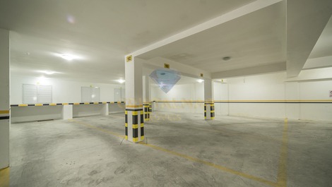 3 QUARTOS EM BOMBAS BOMBINHAS