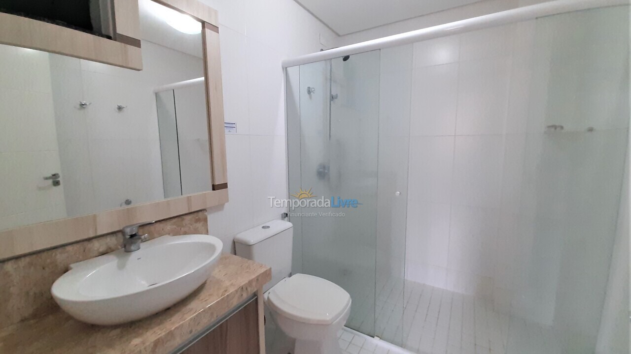 Apartamento para aluguel de temporada em Bombinhas (Praia de Bombas)