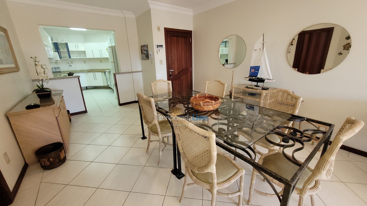 Apartamento para aluguel de temporada em Bombinhas (Praia de Bombas)