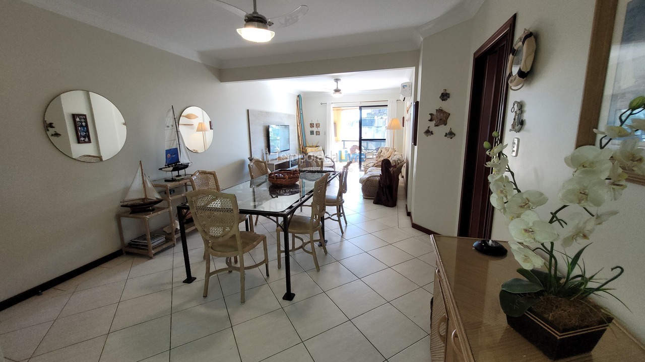 Apartamento para aluguel de temporada em Bombinhas (Praia de Bombas)