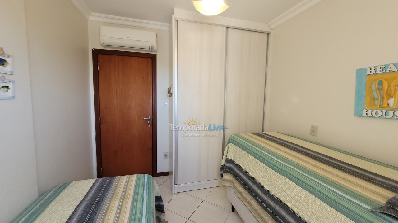 Apartamento para aluguel de temporada em Bombinhas (Praia de Bombas)