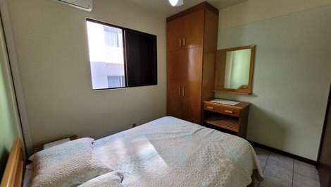 Apartment on the avenue with 3 bedrooms.